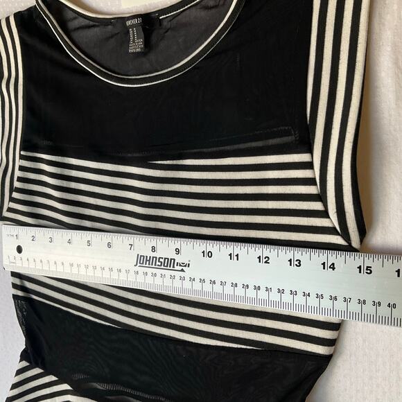 FOREVER 21 Women Mini Dress size M Sleeveless Mesh Detail Stripes Black & White - Picture 3 of 10